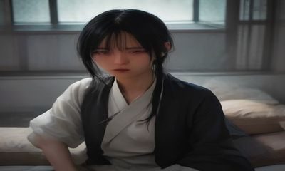 澳门葡京人总统套房豪华客厅，金色灯光照耀下的艺术装置与顶级家具，彰显极致奢华品味